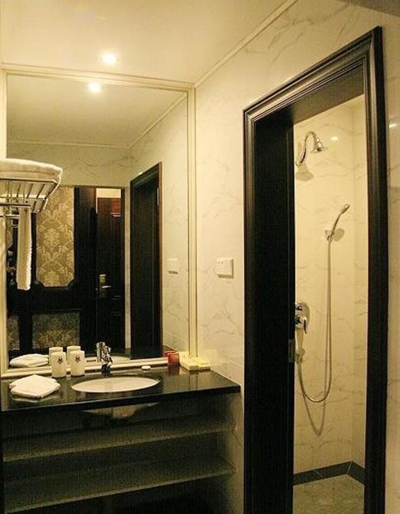 Big Apple Hotel Shantou Exterior photo